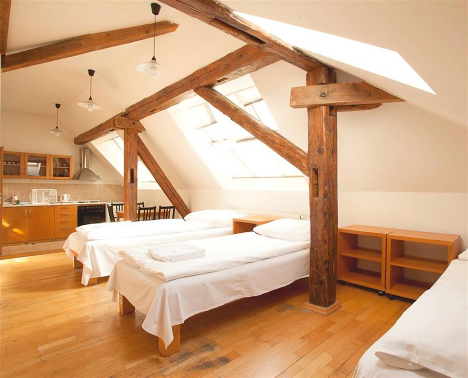 Travellers Hostel Praha Ngoại thất bức ảnh